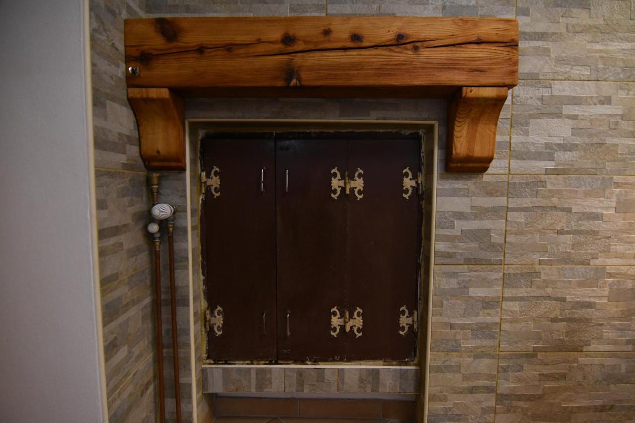 Apartment Perunika Cerkno Buitenkant foto