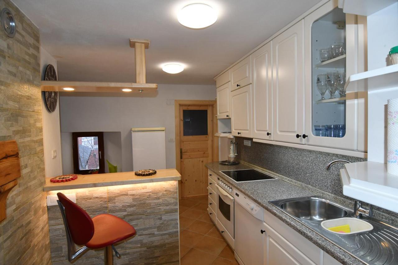 Apartment Perunika Cerkno Buitenkant foto