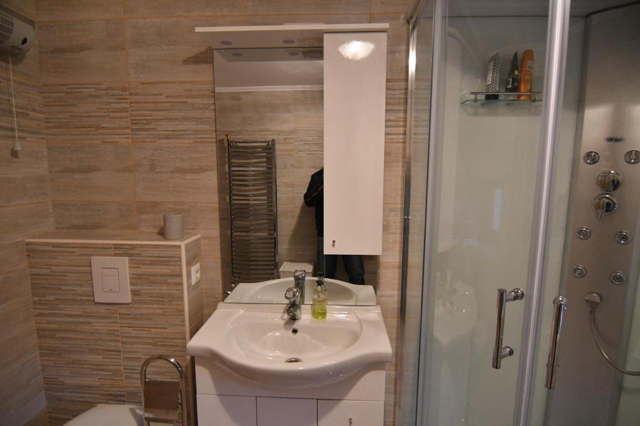 Apartment Perunika Cerkno Buitenkant foto
