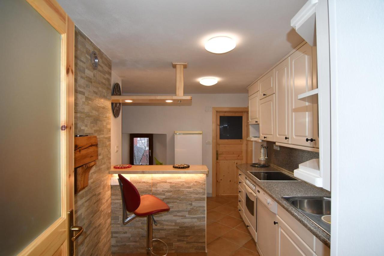 Apartment Perunika Cerkno Buitenkant foto