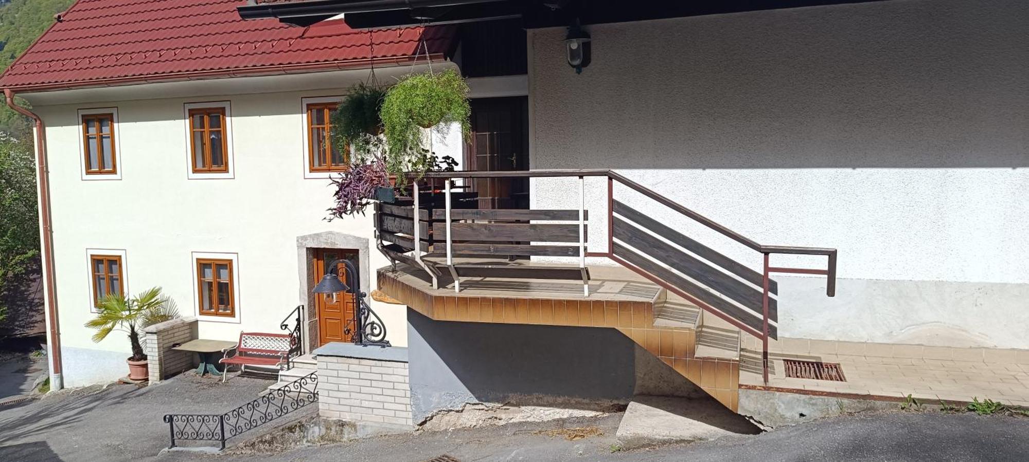 Apartment Perunika Cerkno Buitenkant foto